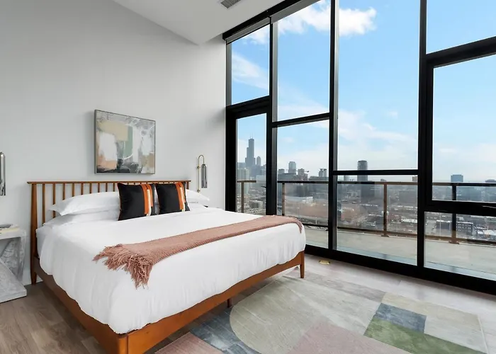 Avenir West Loop Penthouses With Iconic Views * Chicago