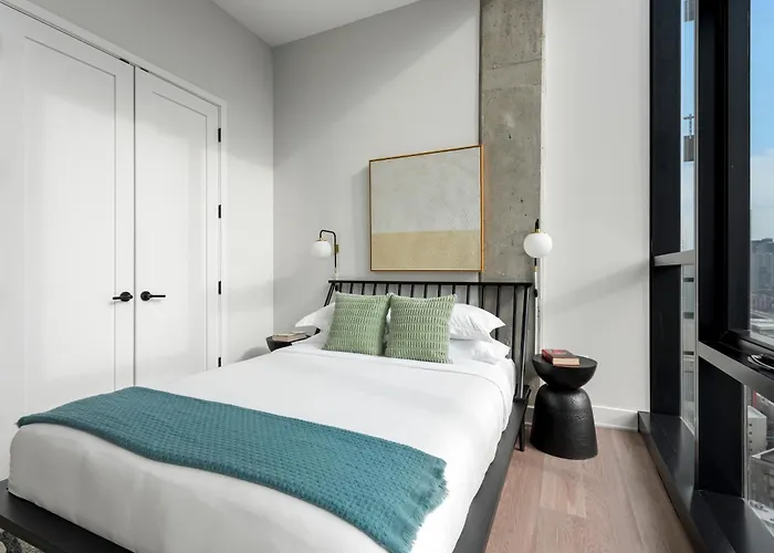 Avenir West Loop Penthouses With Iconic Views * Chicago