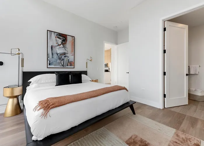 Avenir West Loop Penthouses With Iconic Views