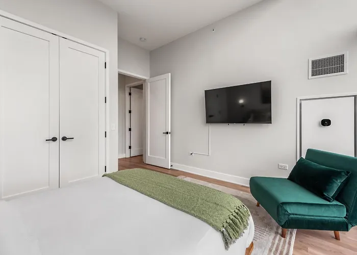 Avenir West Loop Penthouses With Iconic Views Chicago