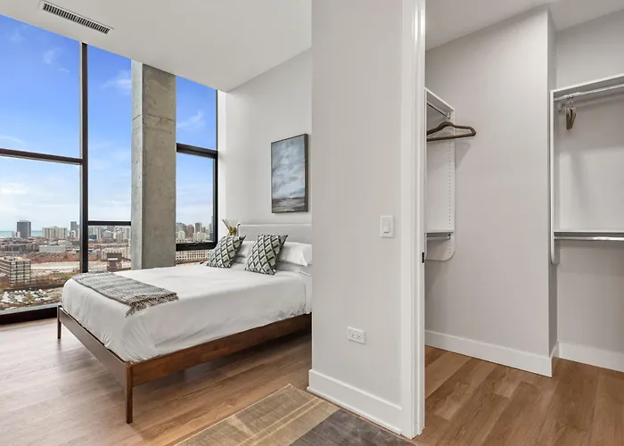 Avenir West Loop Penthouses With Iconic Views * Chicago